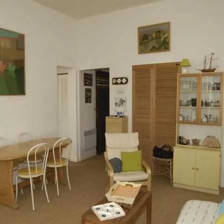 아파트 Foncillon Avec Grande Terrasse Privative